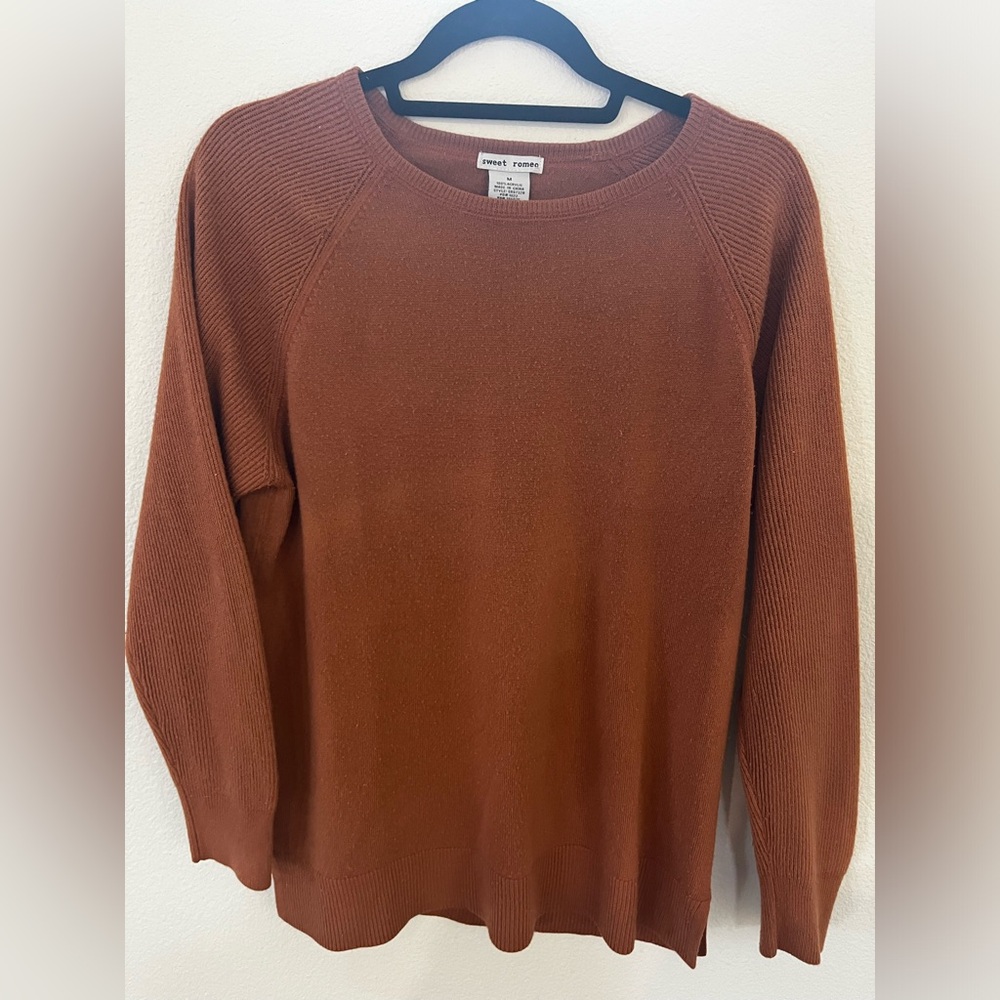 Sweet Romeo burnt orange sweater size medium